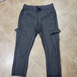 Lululemon Cropped Cargo Jogger Pants Size 8